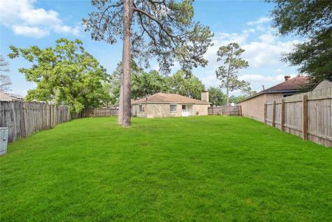 8615 Crystal Cove Court Houston TX 77044