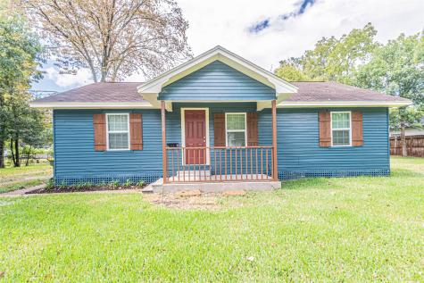2110 N Galveston Avenue Pearland TX 77581