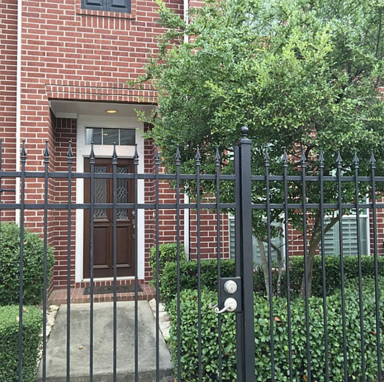 2637 W Dallas Street Houston TX 77019