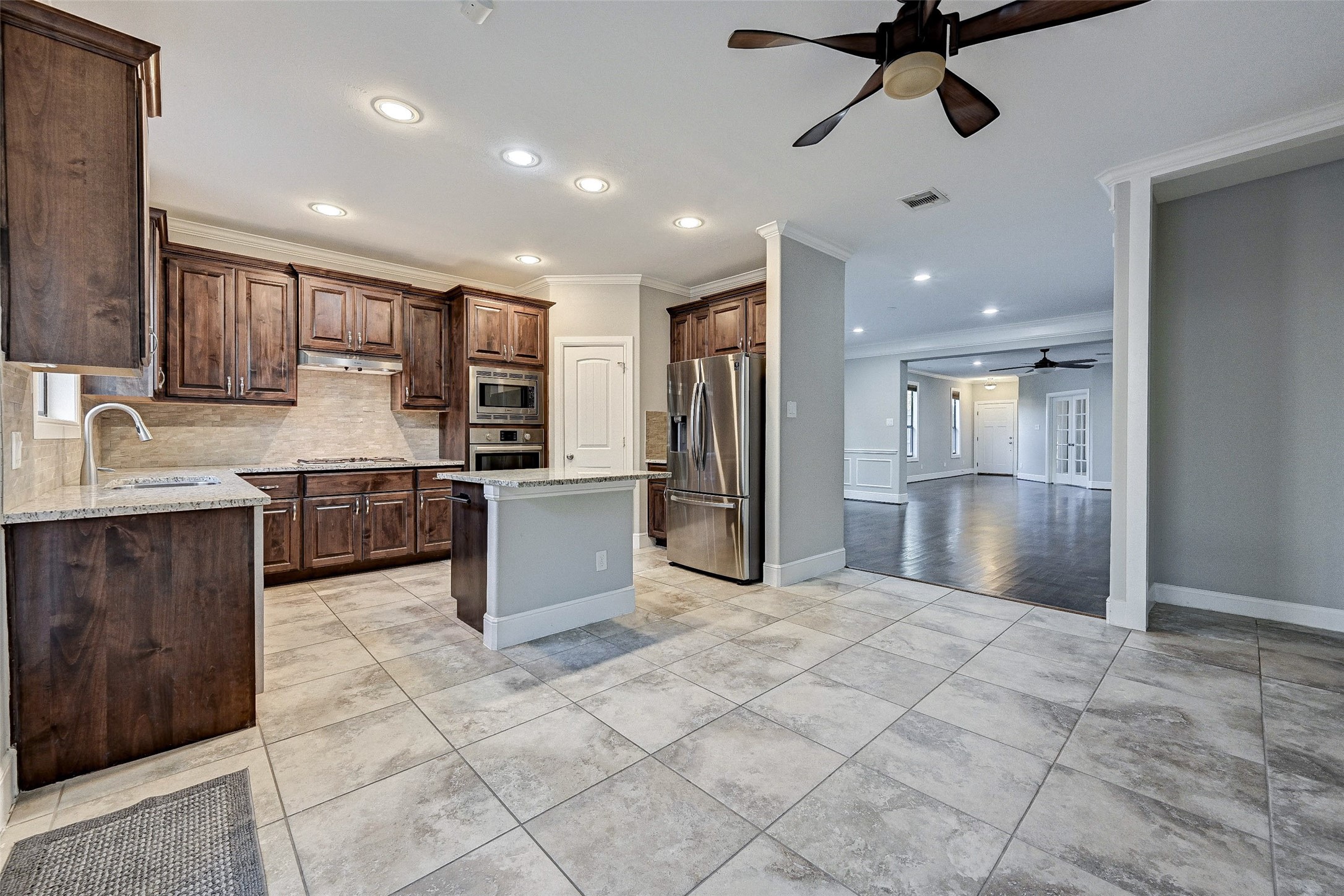 205 W 26th Street Houston TX 77008