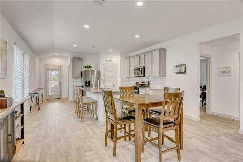 1254 Truckee River Drive Rosharon TX 77583