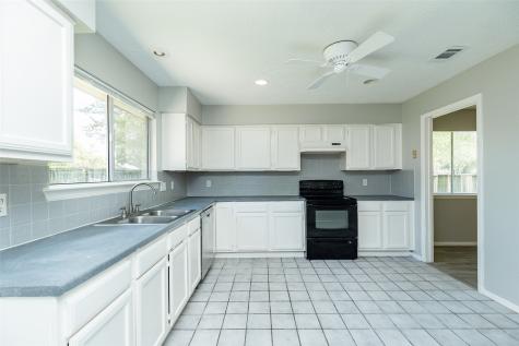 16831 Colony Bend Drive Friendswood TX 77546