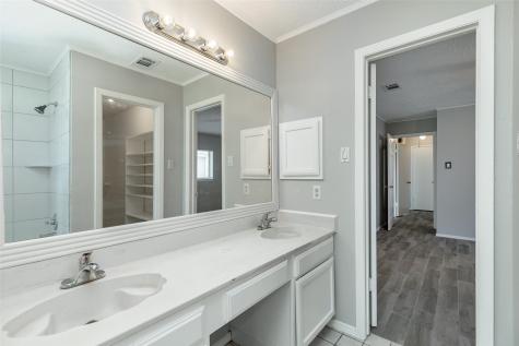 16831 Colony Bend Drive Friendswood TX 77546