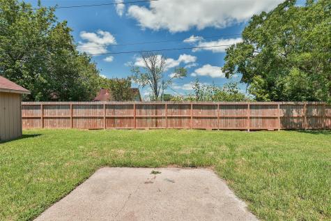 16831 Colony Bend Drive Friendswood TX 77546