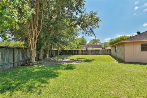 16831 Colony Bend Drive Friendswood TX 77546
