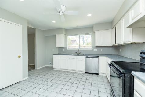 16831 Colony Bend Drive Friendswood TX 77546
