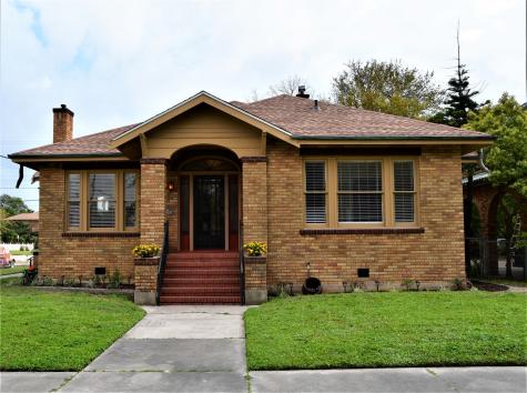 4501 Avenue N 1/2 Galveston TX 77551