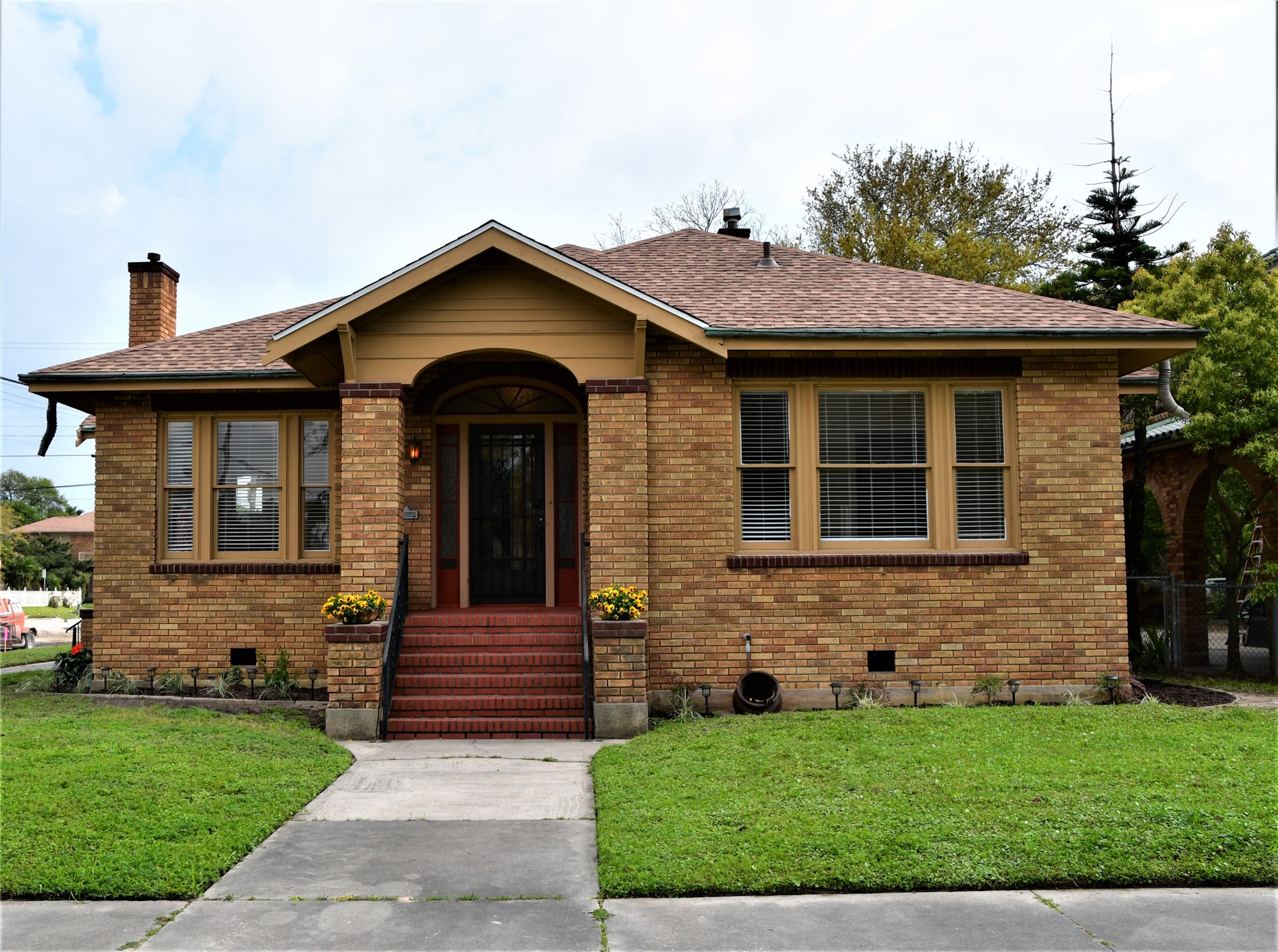 4501 Avenue N 1/2 Galveston TX 77551