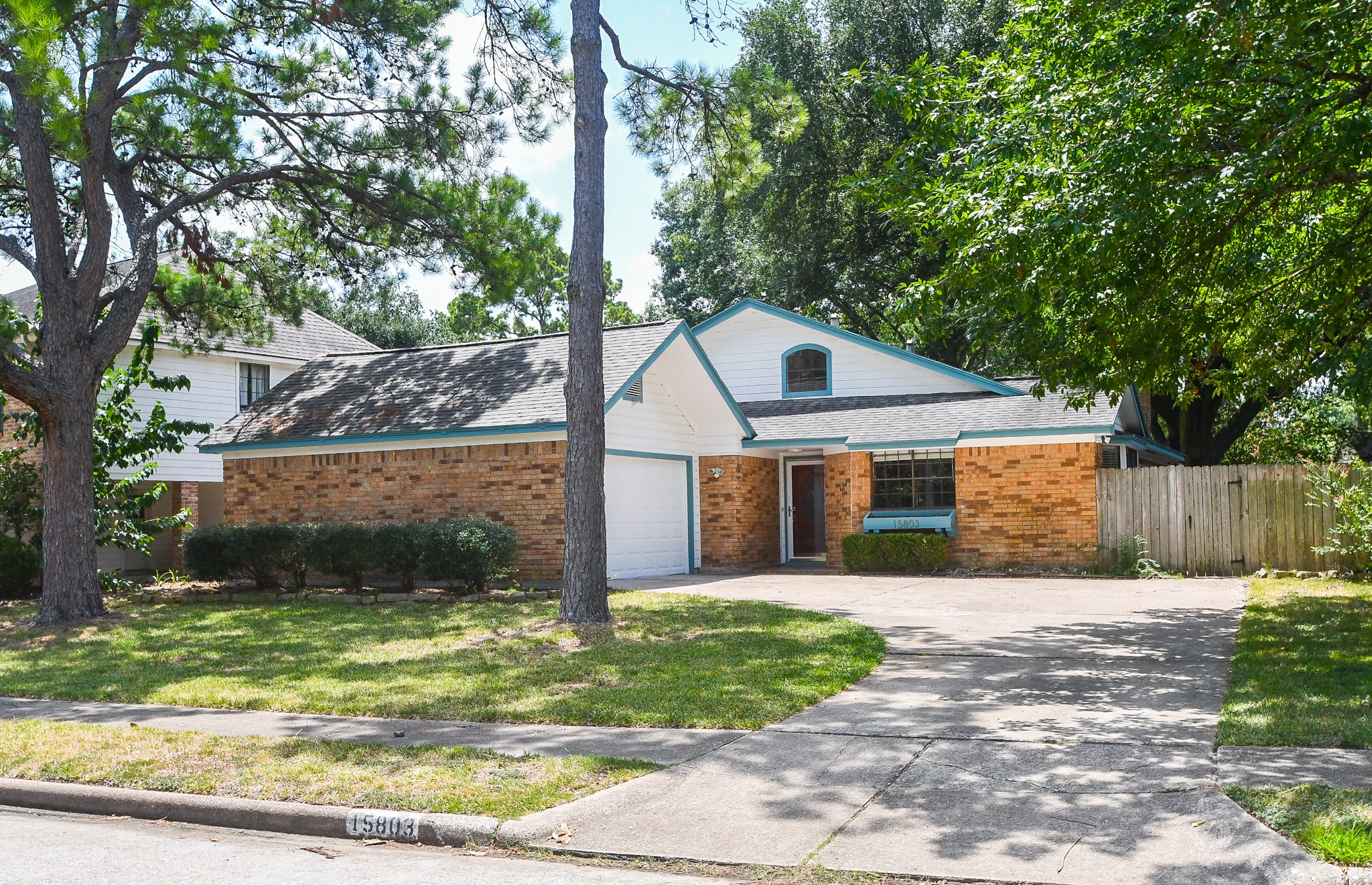 15803 Lakedale Drive Houston TX 77095