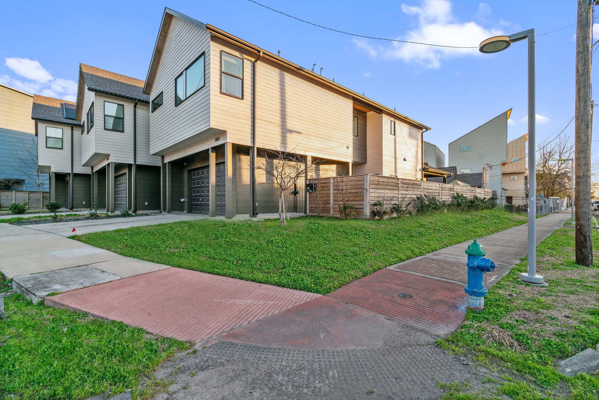 3802 Commerce Street Houston TX 77003