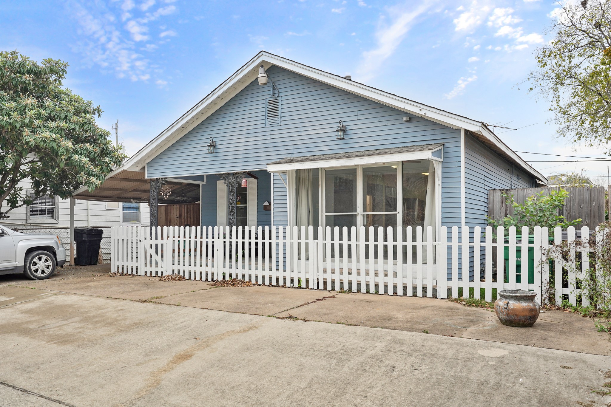 1003 Enid Street Houston TX 77009