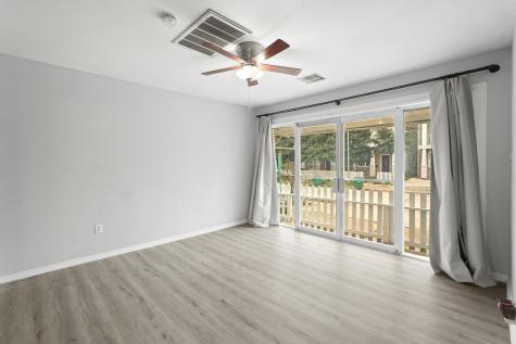 1003 Enid Street Houston TX 77009
