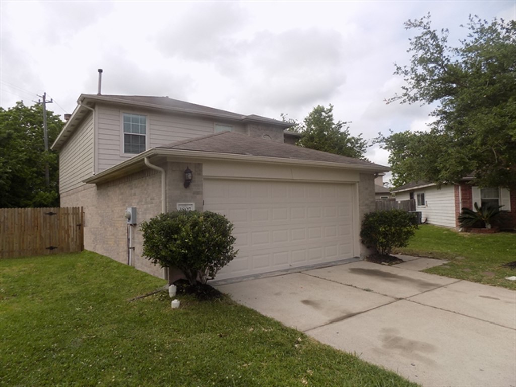3807 Water Canyon Road Baytown TX 77521