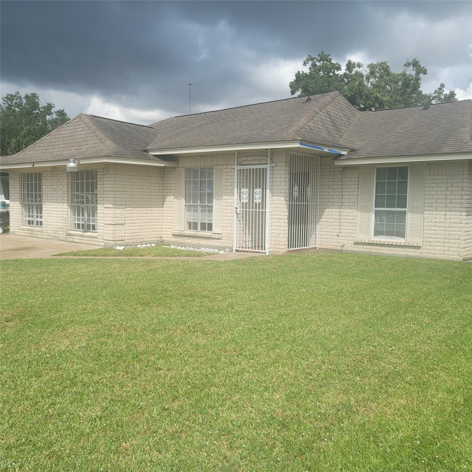 2010 Bunzel Street Houston TX 77088