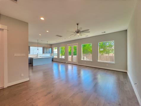 418 Yale Oaks Lane Houston TX 77091