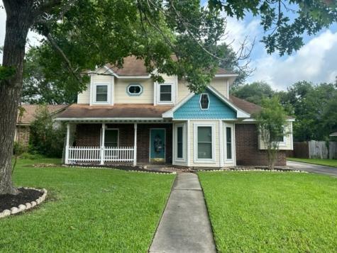 608 Dogwood Street Lake Jackson TX 77566