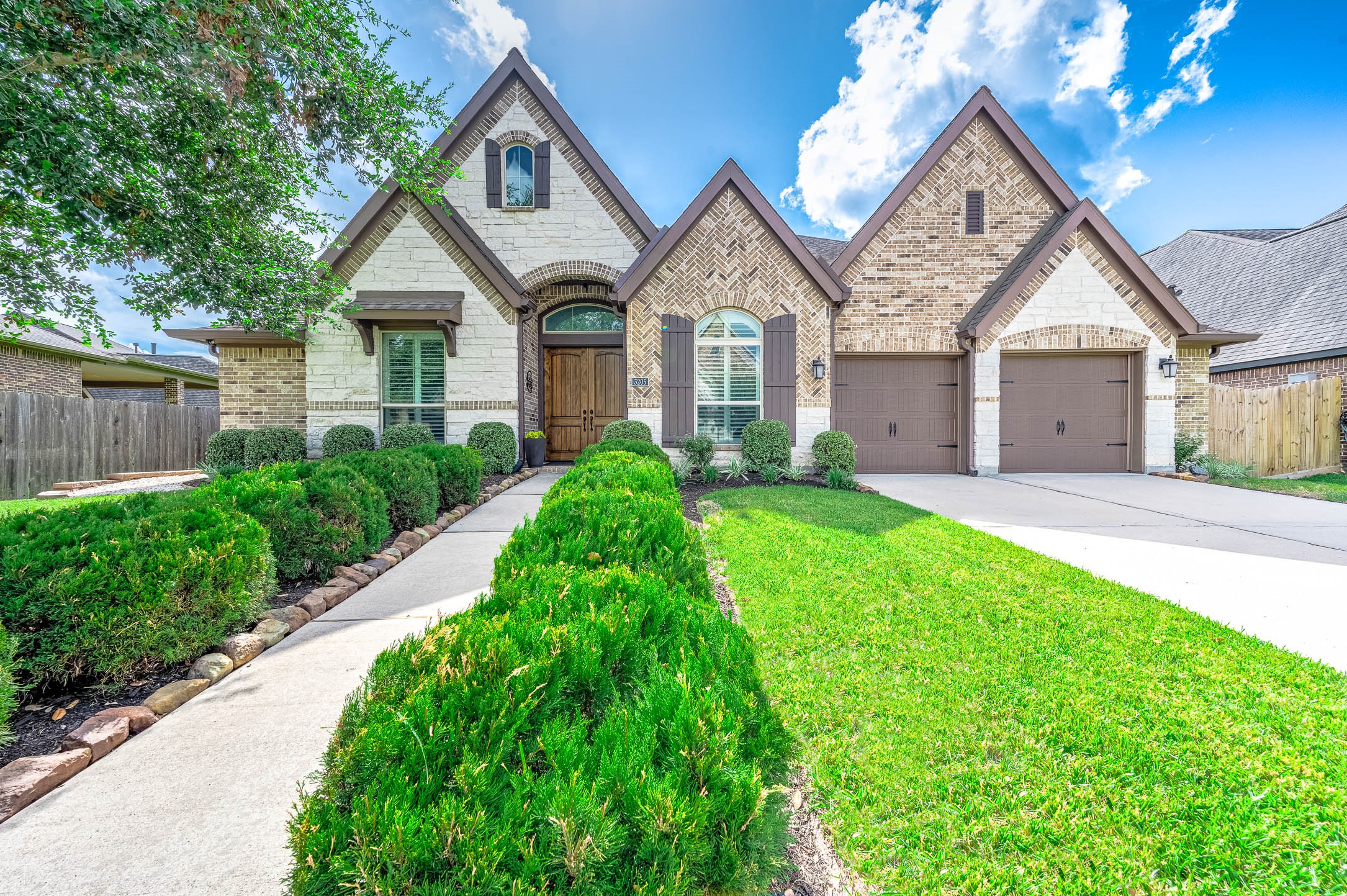 3205 Tamara Creek Lane Pearland TX 77584