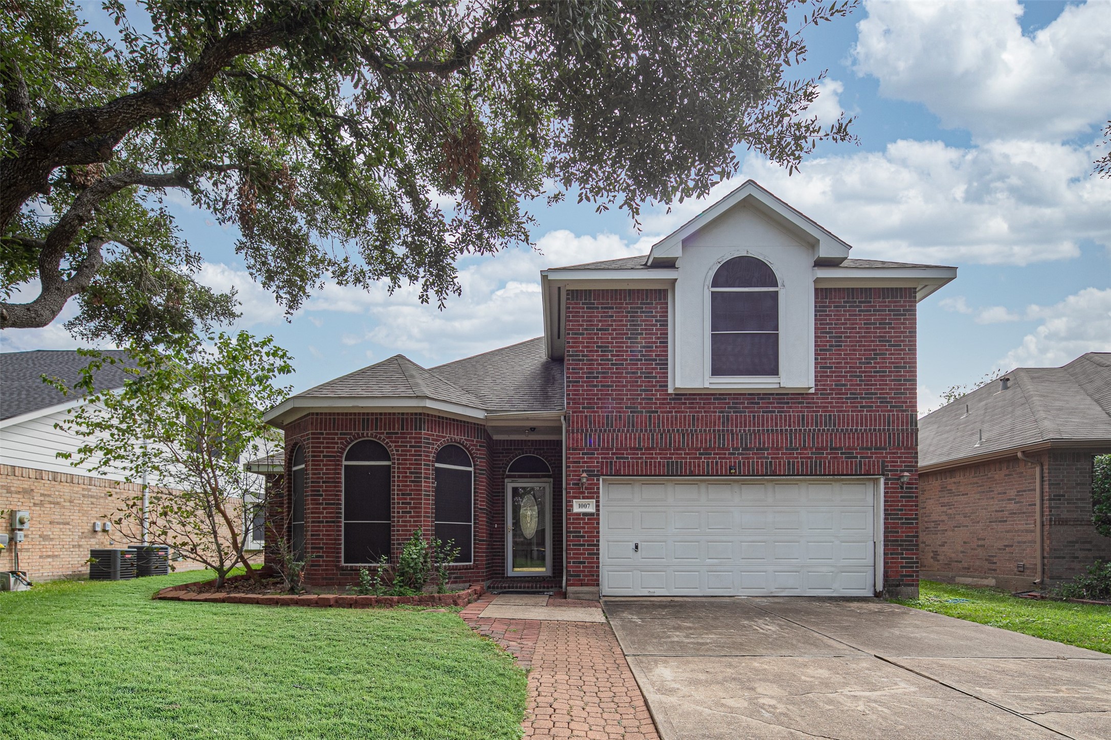 1007 Sussex Trail Pearland TX 77584