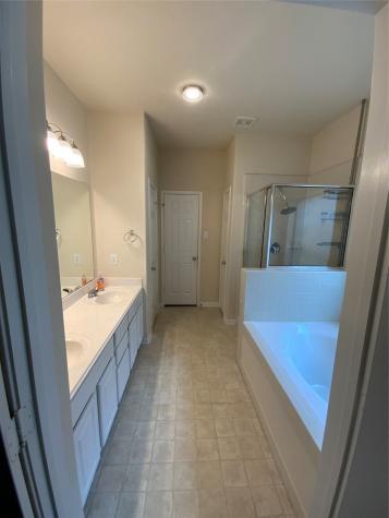 6638 Washforde Lane Houston TX 77049