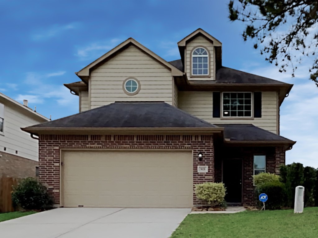 921 Summer Wood Boulevard Conroe TX 77303