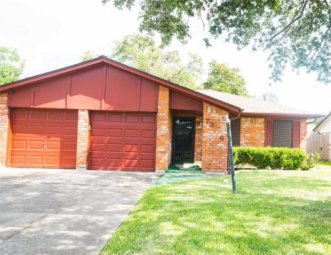 7306 Whippoorwill Lane Texas City TX 77591