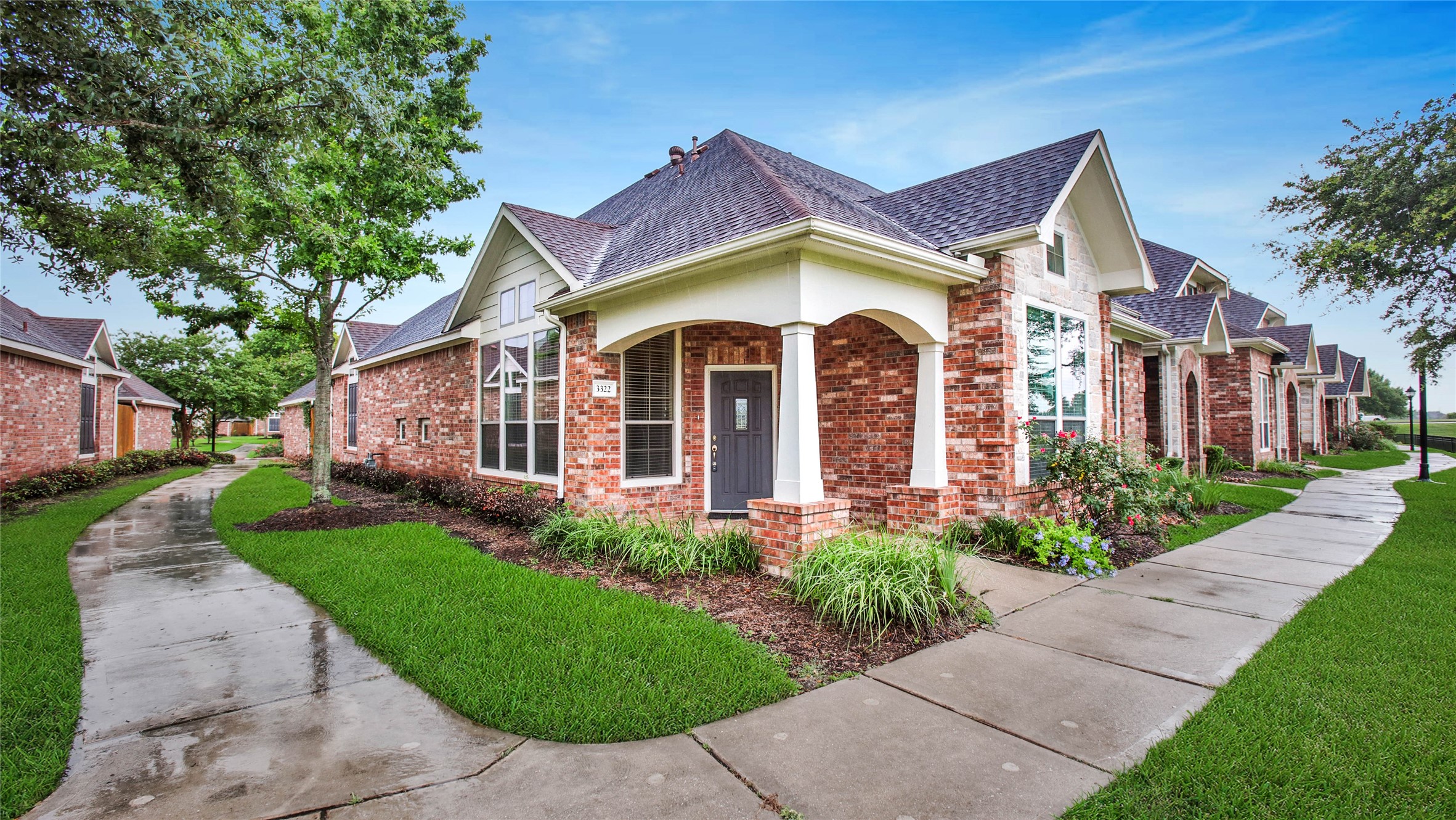 3322 Spring Landing Lane Pearland TX 77584