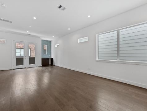 5829 Dolores Street Houston TX 77057