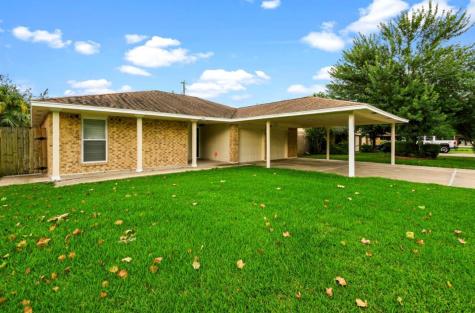 2010 Kingsdale Drive Deer Park TX 77536