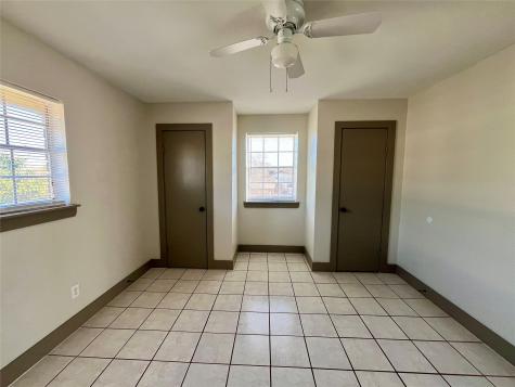 1042 W Village Court C Pasadena TX 77506