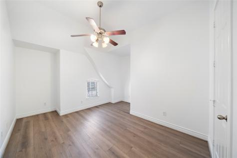 2705 Sherwin Street Houston TX 77007