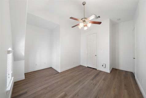 2705 Sherwin Street Houston TX 77007