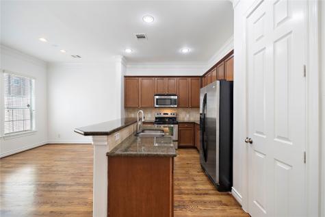 2705 Sherwin Street Houston TX 77007