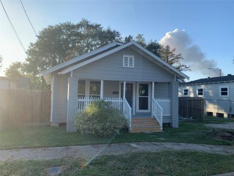 2309 Schweikhardt Street Houston TX 77020