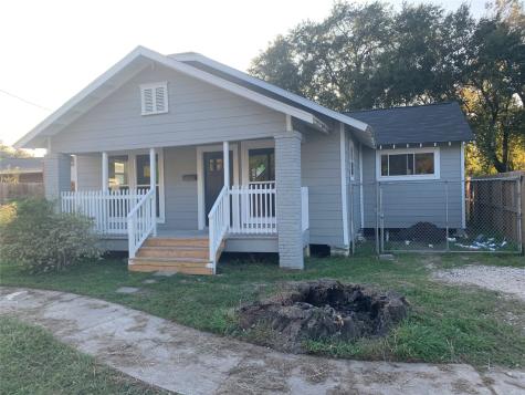 2309 Schweikhardt Street Houston TX 77020
