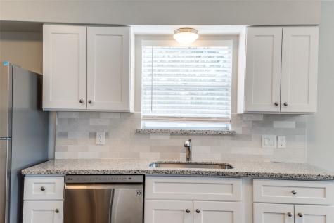 1003 W Nelda Road Houston TX 77088