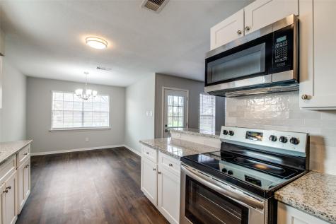1003 W Nelda Road Houston TX 77088