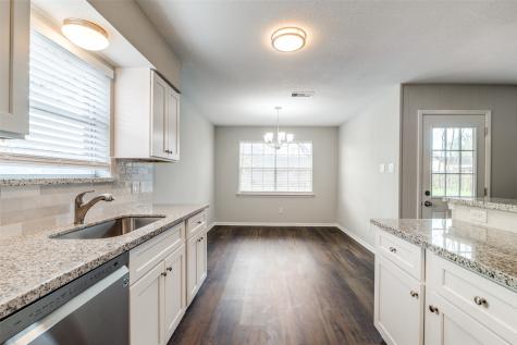 1003 W Nelda Road Houston TX 77088