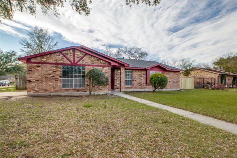 1003 W Nelda Road Houston TX 77088