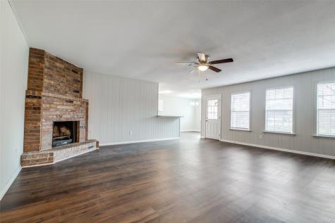 1003 W Nelda Road Houston TX 77088