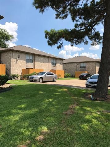 1947 Green Briar Colony Drive 15512-b Houston TX 77032