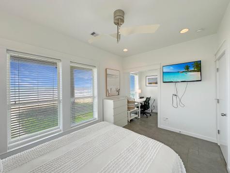 2496 Gilmore Port Bolivar TX 77650