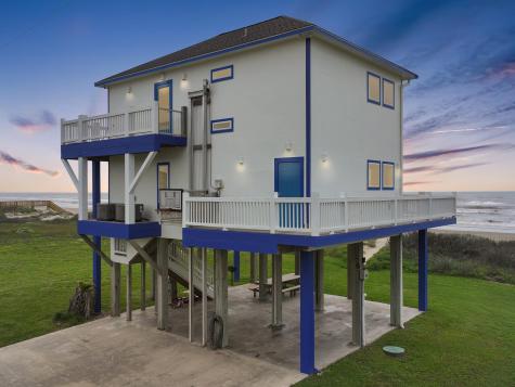 2496 Gilmore Port Bolivar TX 77650