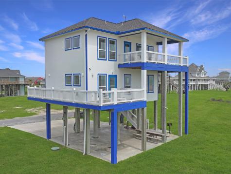 2496 Gilmore Port Bolivar TX 77650