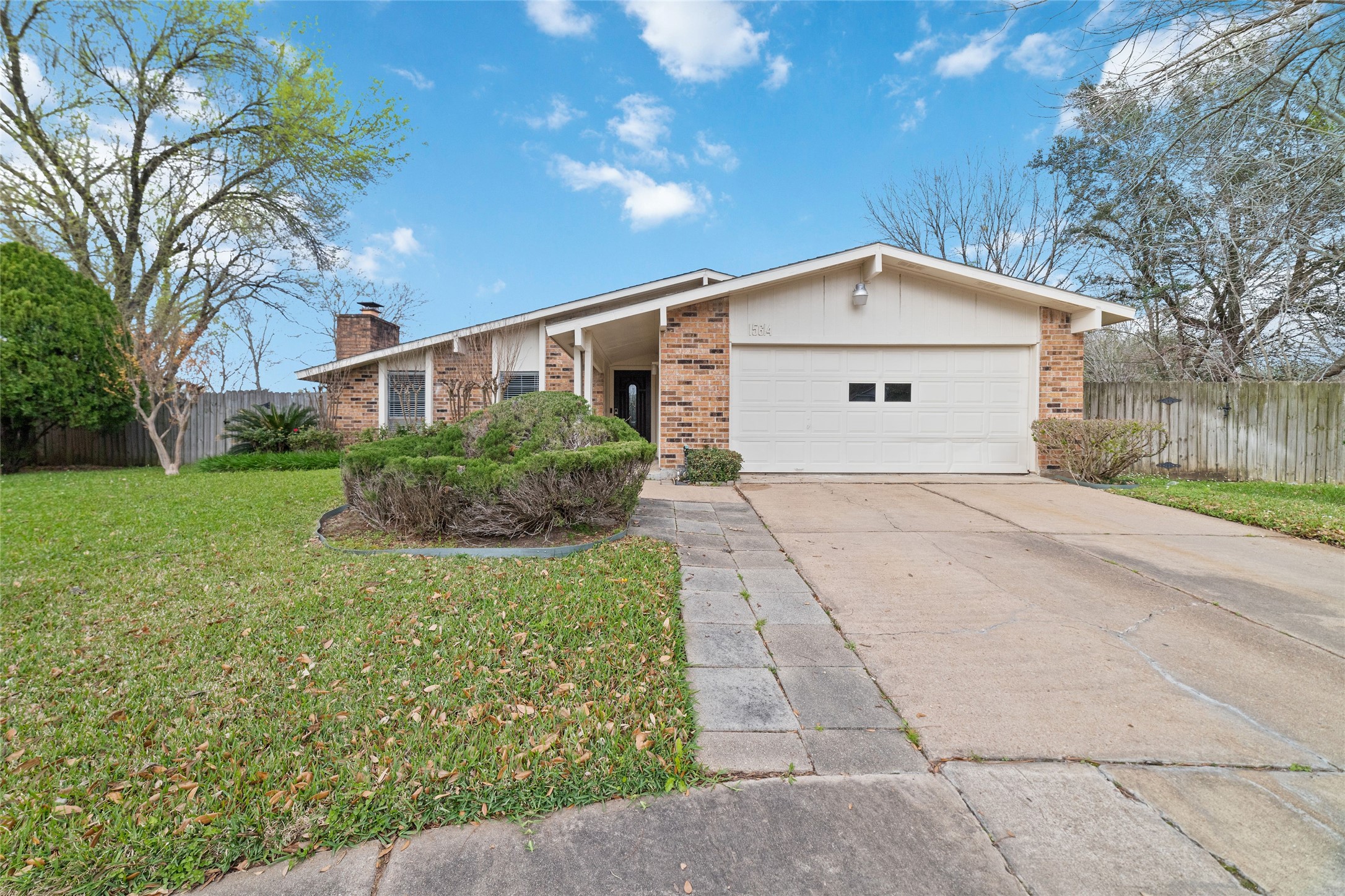15614 Mira Monte Court Houston TX 77083