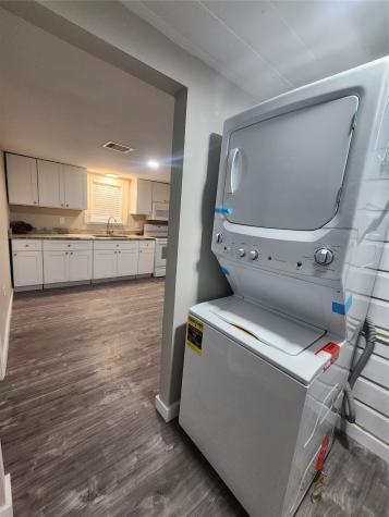 6203 1/2 Hoffman Street Houston TX 77028
