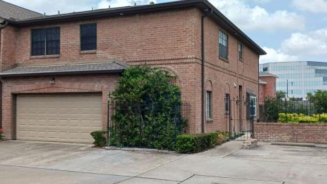 5630 Fairdale Lane 1 Houston TX 77057