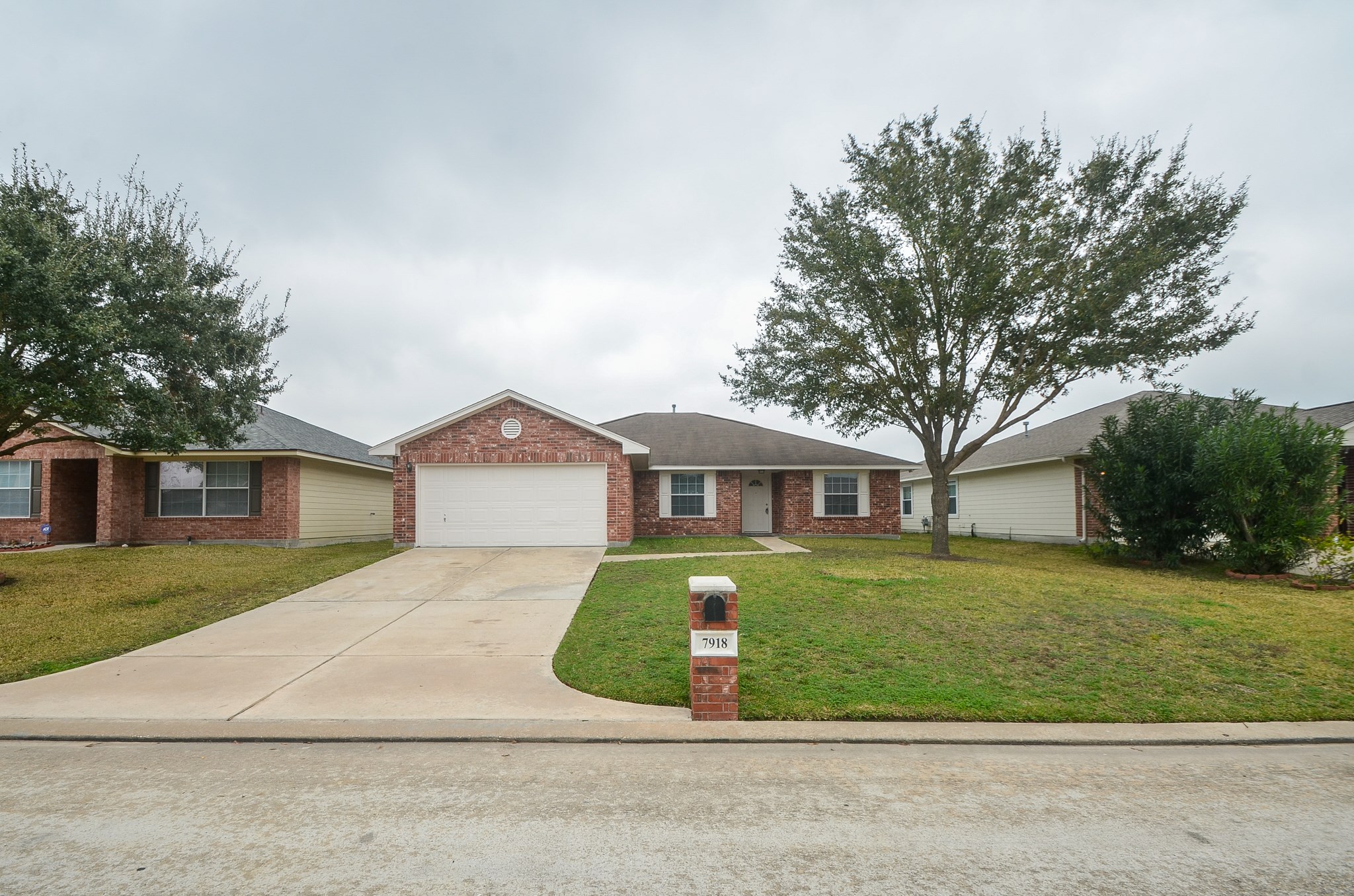 7918 Brook Trail Circle Houston TX 77040