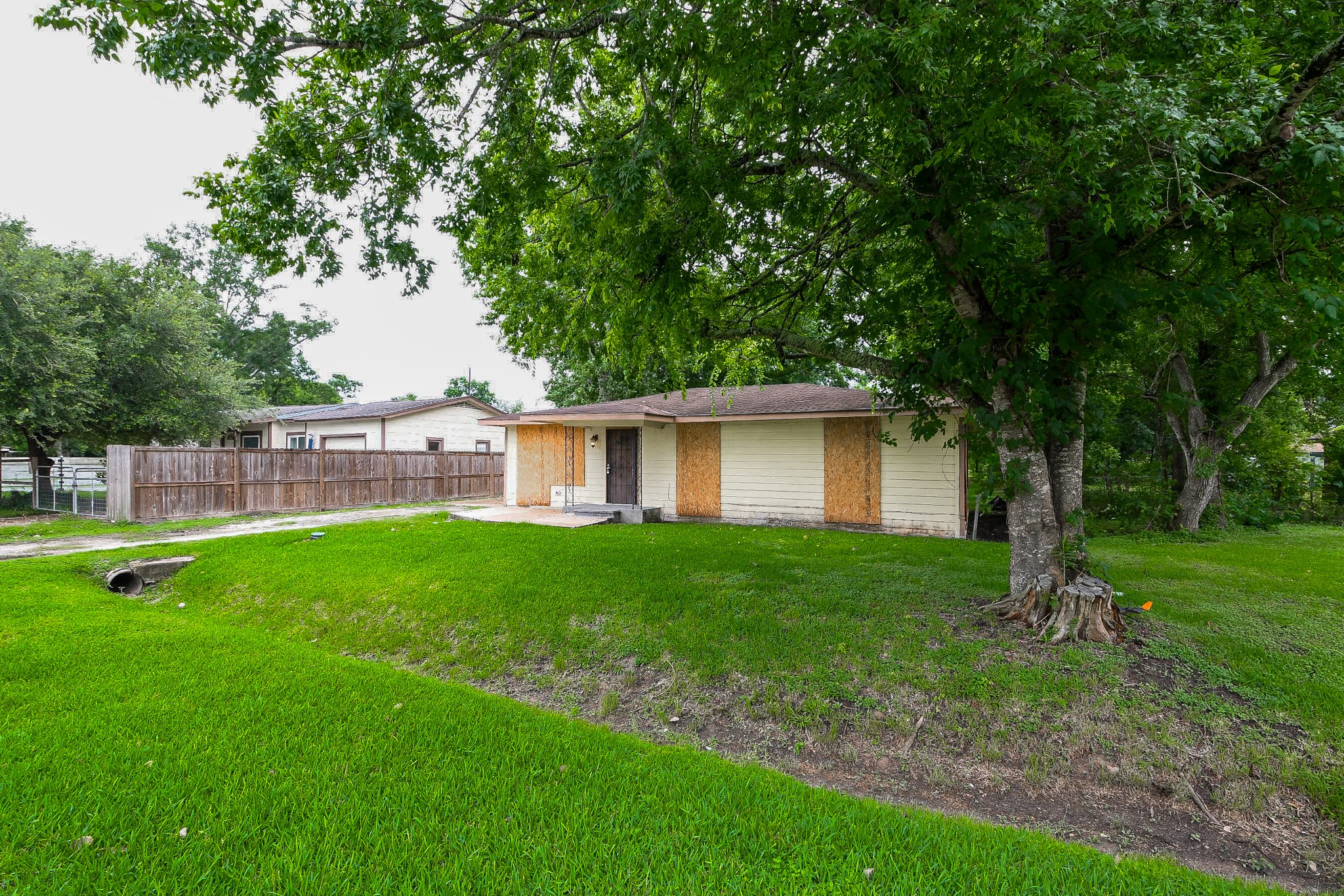 3522 Stonham Street Houston TX 77047