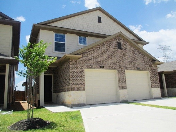 12124 Pia Drive Houston TX 77044