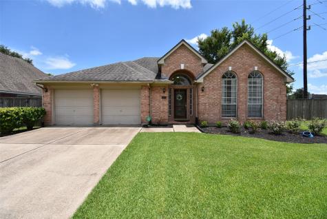 1110 Ferndale Court Sugar Land TX 77479